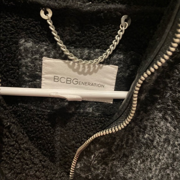 BCBGeneration cozy and warm jacket in grey/black. Size M. - Picture 7 of 8